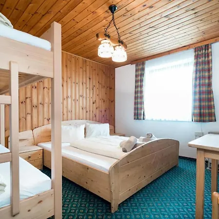 Bed & Breakfast Berggasthof Schuettalm 3*