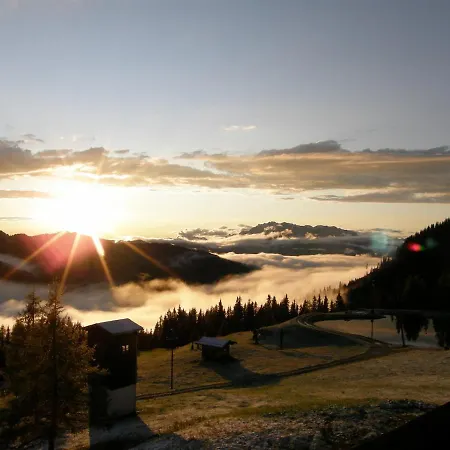 住宿加早餐酒店 Berggasthof Schuettalm