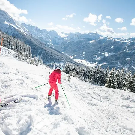 Berggasthof Schuettalm Bed & Breakfast 3*