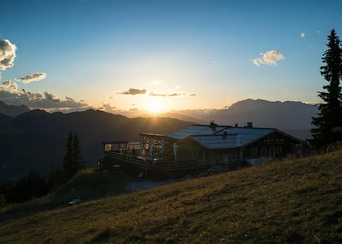 Berggasthof Schuettalm 住宿加早餐酒店 克雷纳尔